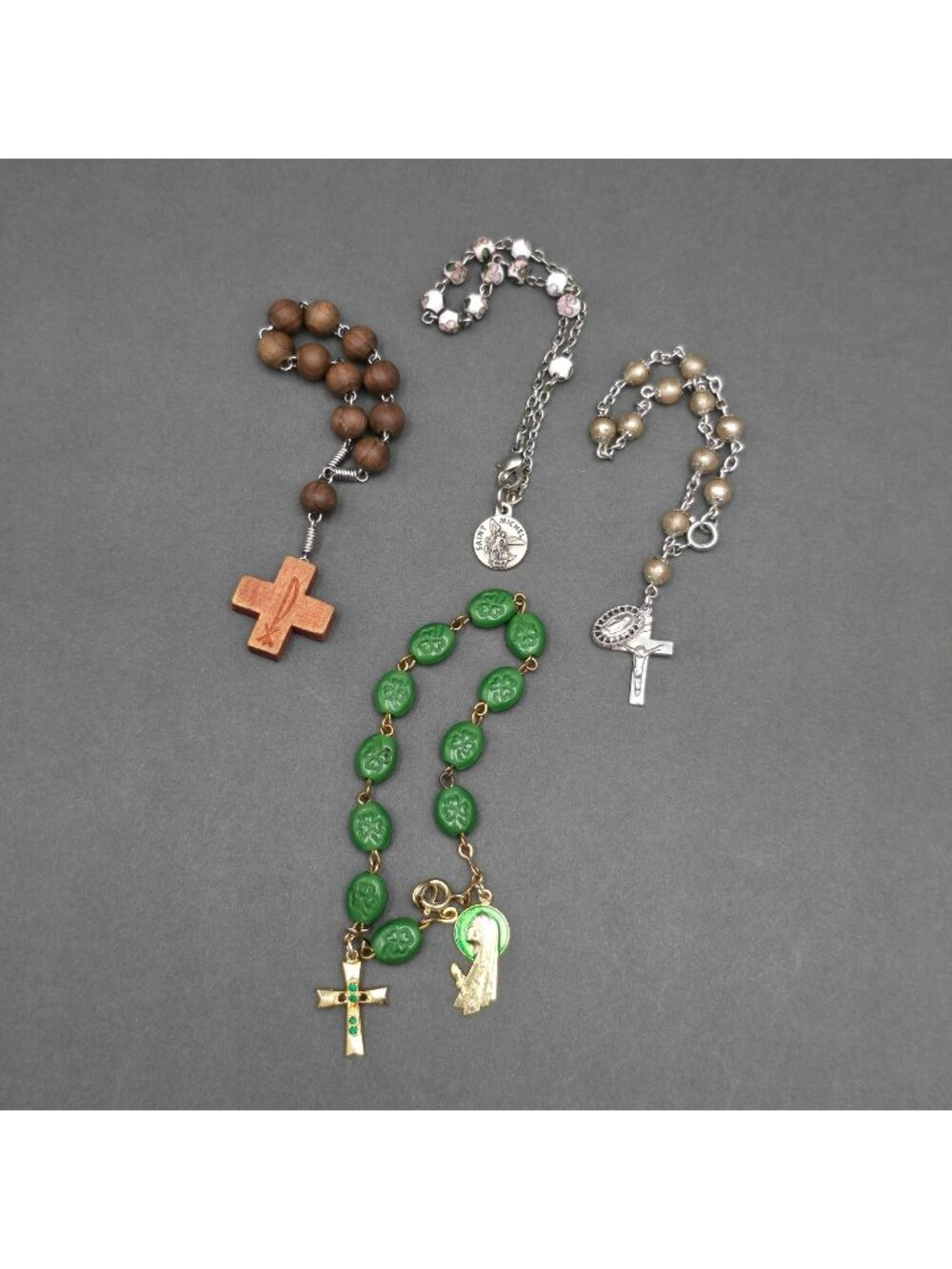 Vintage Devotional Prayer Bead Bracelet Lot of 4 Wood Cloisonne Shamrock Rosary